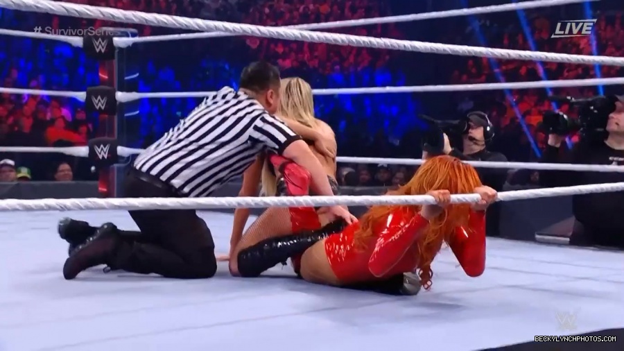 SURVIVOR_SERIES_2021_NOV__212C_2021_-_Becky_vs_Charlotte_2660.jpg