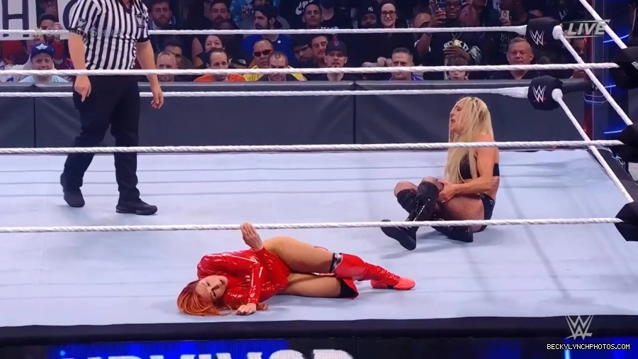 SURVIVOR_SERIES_2021_NOV__212C_2021_-_Becky_vs_Charlotte_2674.jpg